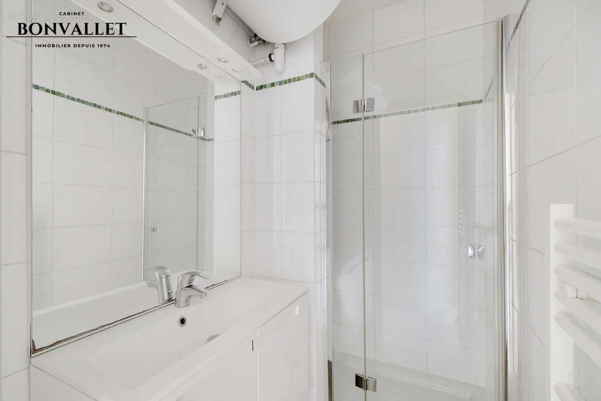 Appartement à PARIS-15E