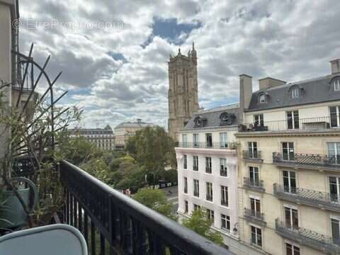 Appartement à PARIS-4E