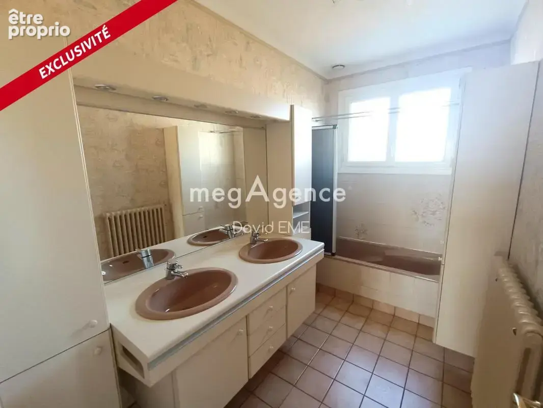 8 Pièces, 130 m2, 4 chambres, AIZENAY - photo 10