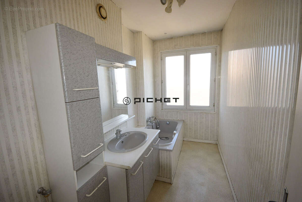 Appartement à LA ROCHELLE