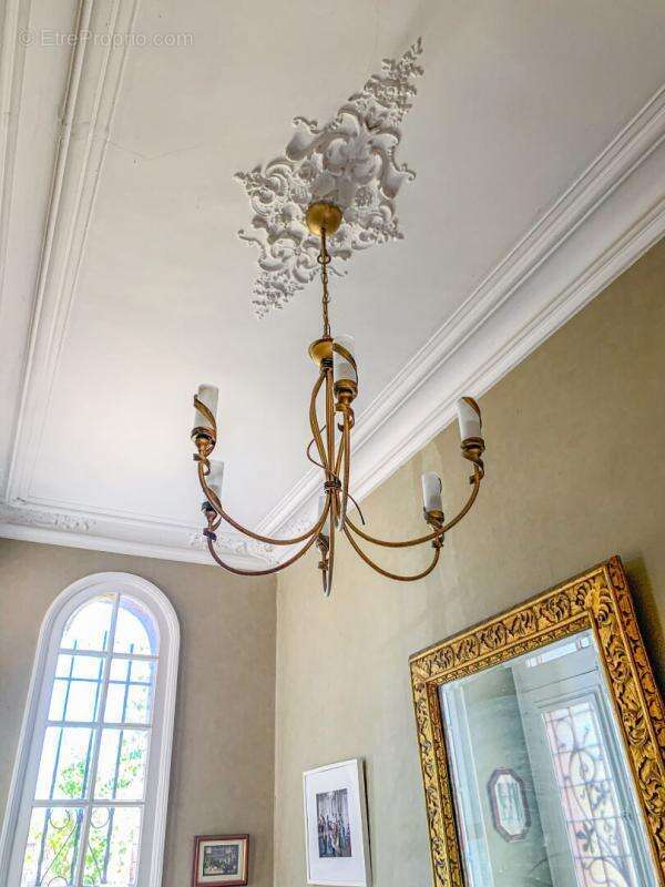 Maison à SAINT-ETIENNE-DU-ROUVRAY