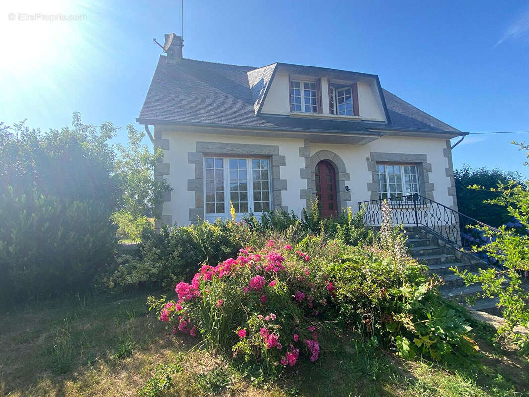 Maison à PLENEE-JUGON