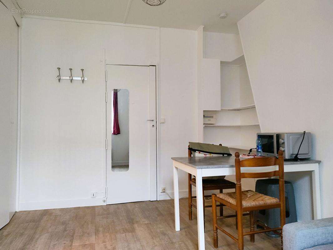 Appartement à PARIS-19E
