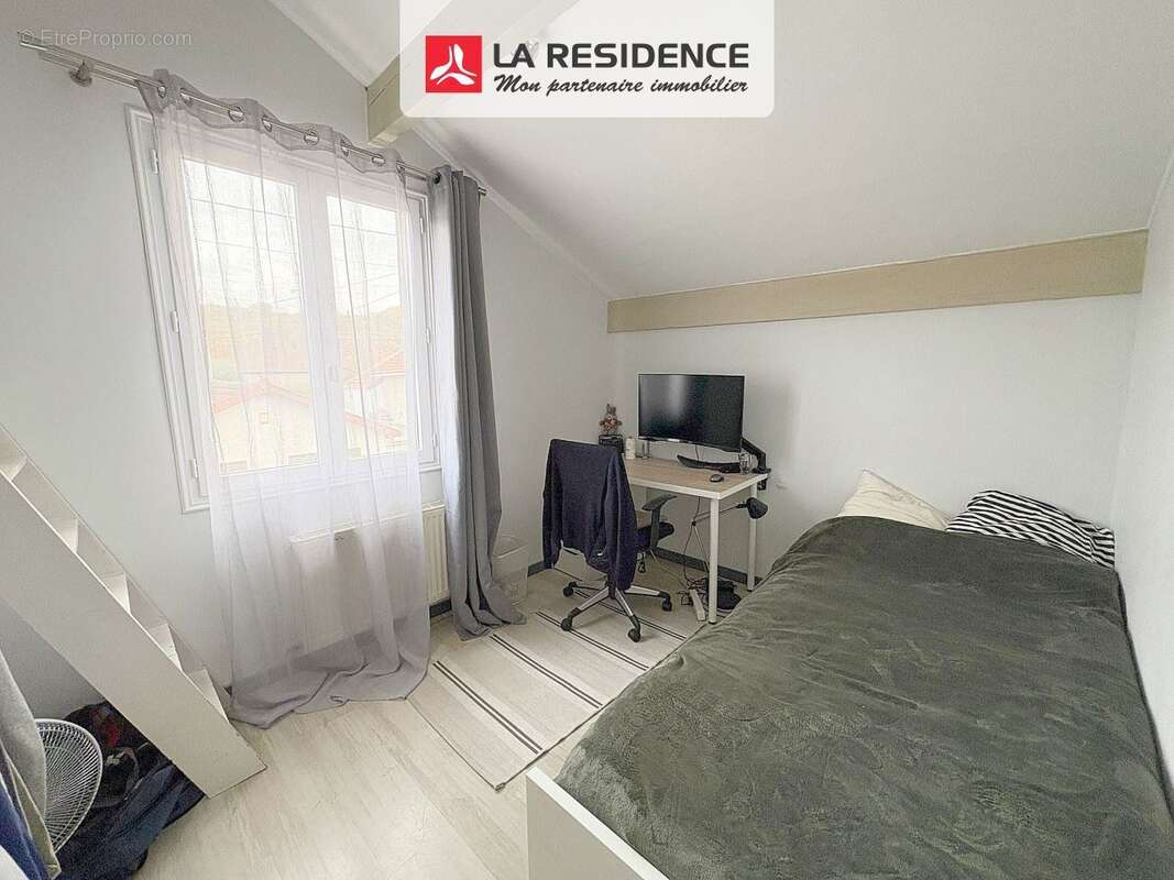 Maison à MONTIGNY-LES-CORMEILLES