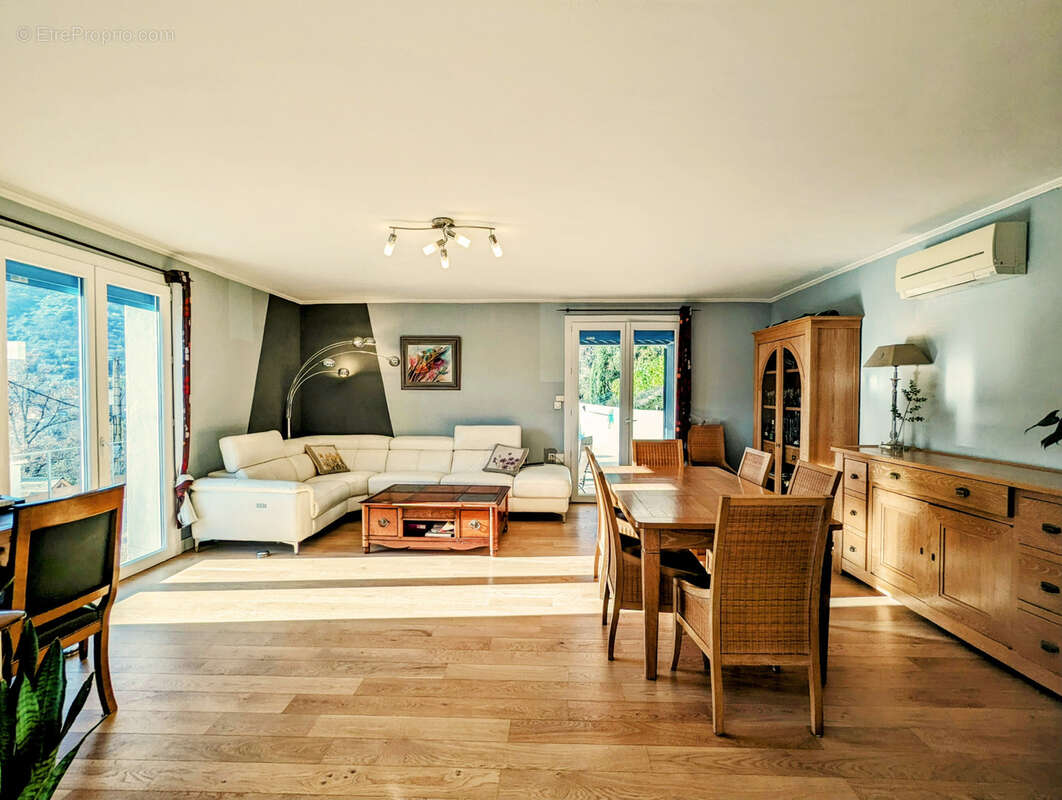 Maison à LAMALOU-LES-BAINS