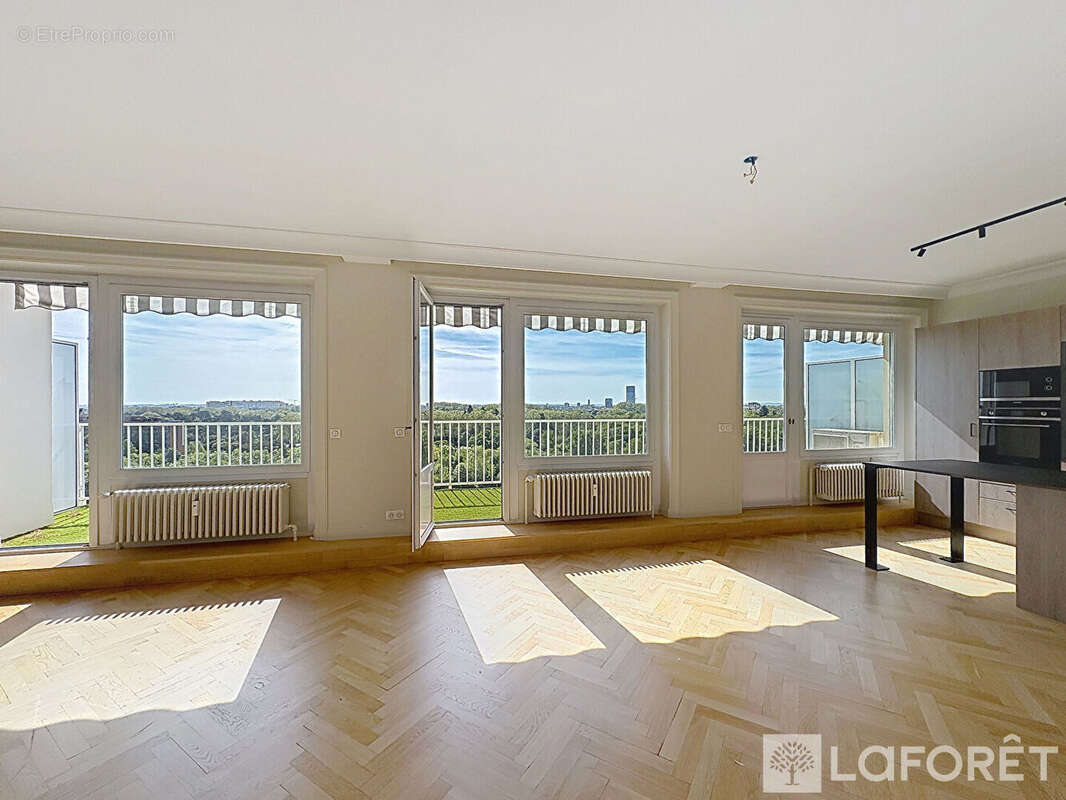 Appartement à CALUIRE-ET-CUIRE