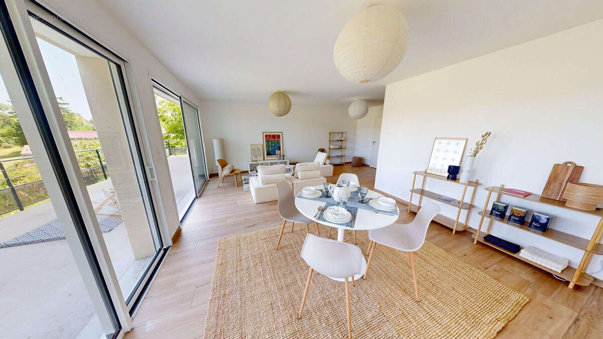 Appartement à SAONE