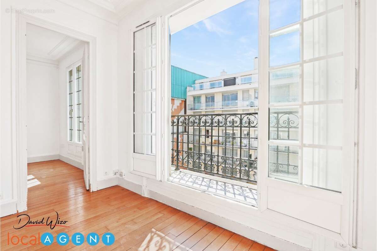 Appartement à MONTROUGE