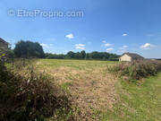 Terrain à NERIS-LES-BAINS