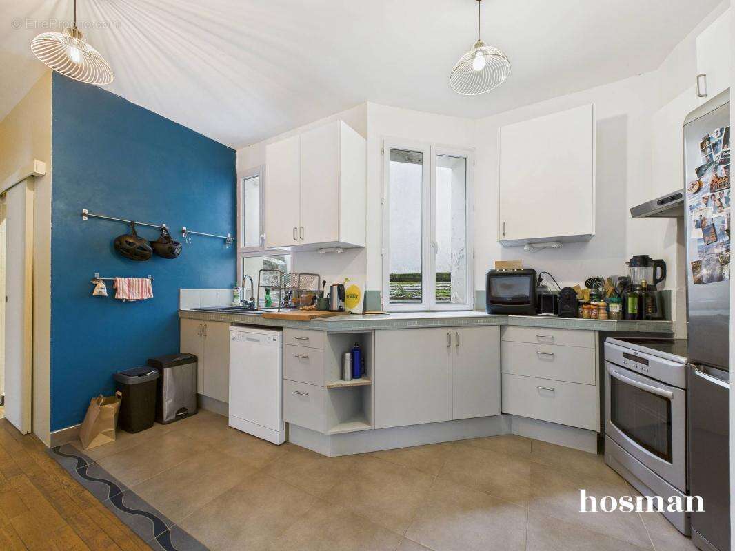 Appartement à PARIS-20E