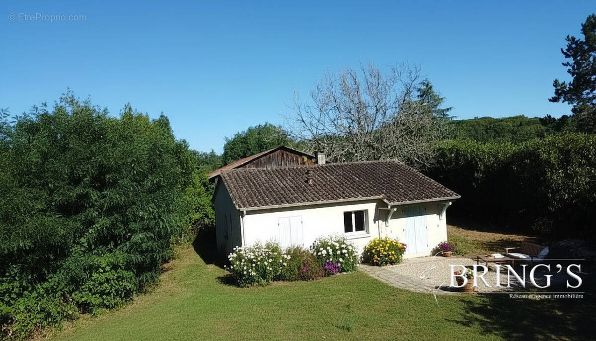 Maison à LE BUISSON-DE-CADOUIN