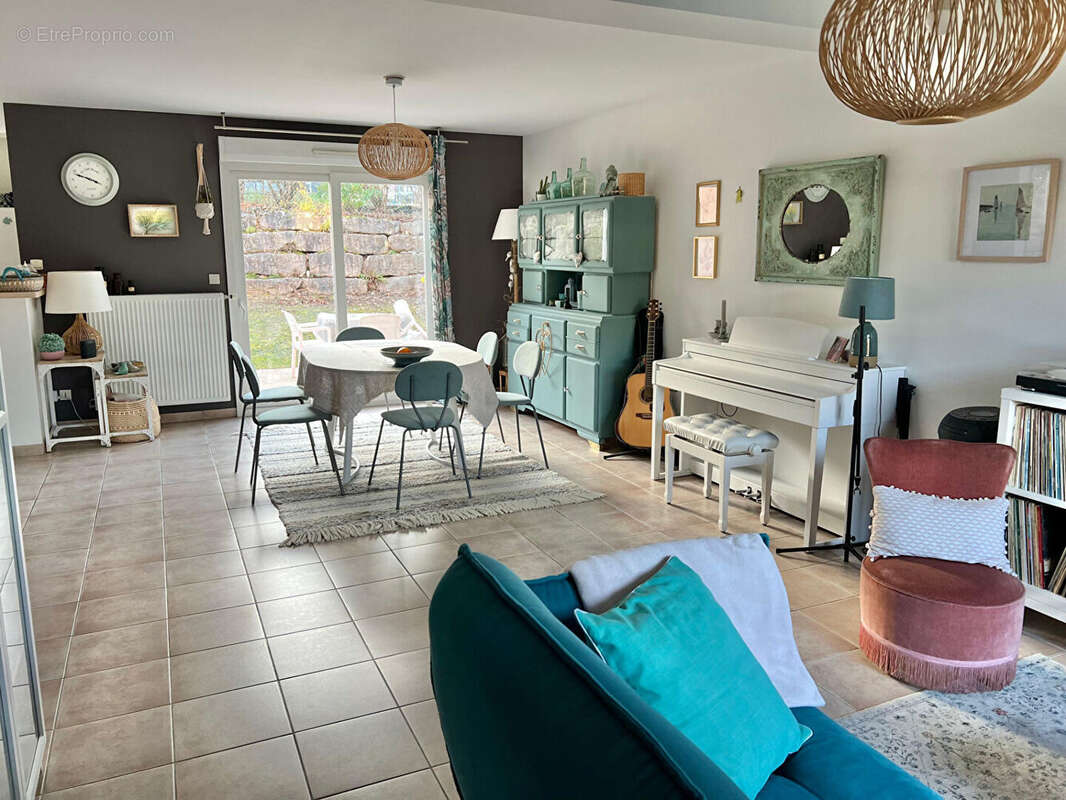 Maison à BOURGOIN-JALLIEU