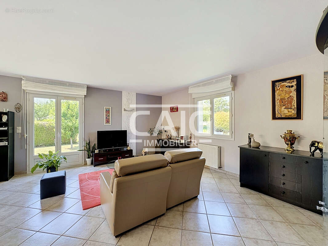 St julien les villas - photo 3