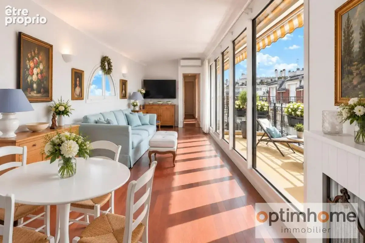 Appartement à PARIS-16E