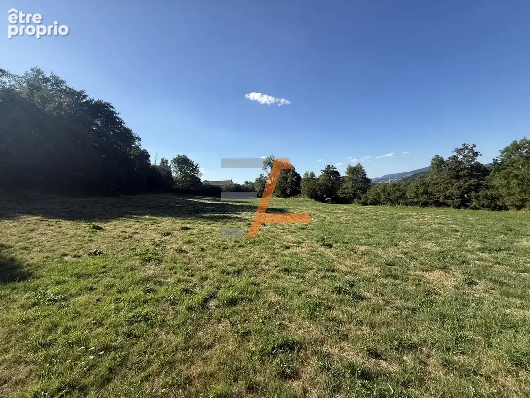 Terrain constructible 1 990 m2   saint-étienne-lardeyrol - photo 2