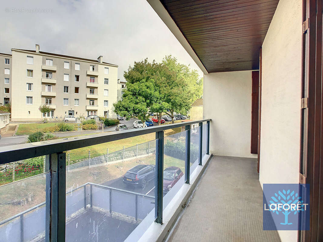 Appartement La Roche Sur Yon 2 pièce(s) 46.4 m2 - photo 6