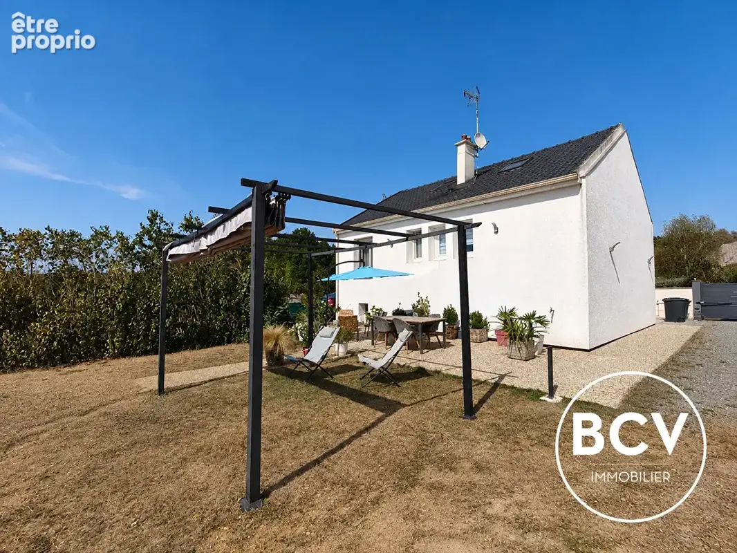 LEVES - Maison familiale réonvée avec sous-sol total - photo 1