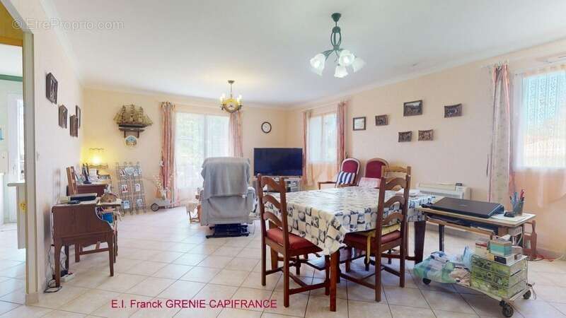 Maison à GAREOULT