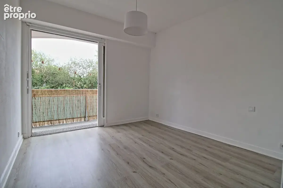 DERNIER ETAGE Appartement Dax 2 pièces 43.22 m2 - photo 9