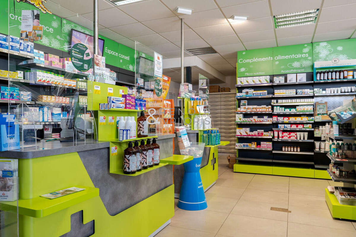 Commerce à JARVILLE-LA-MALGRANGE