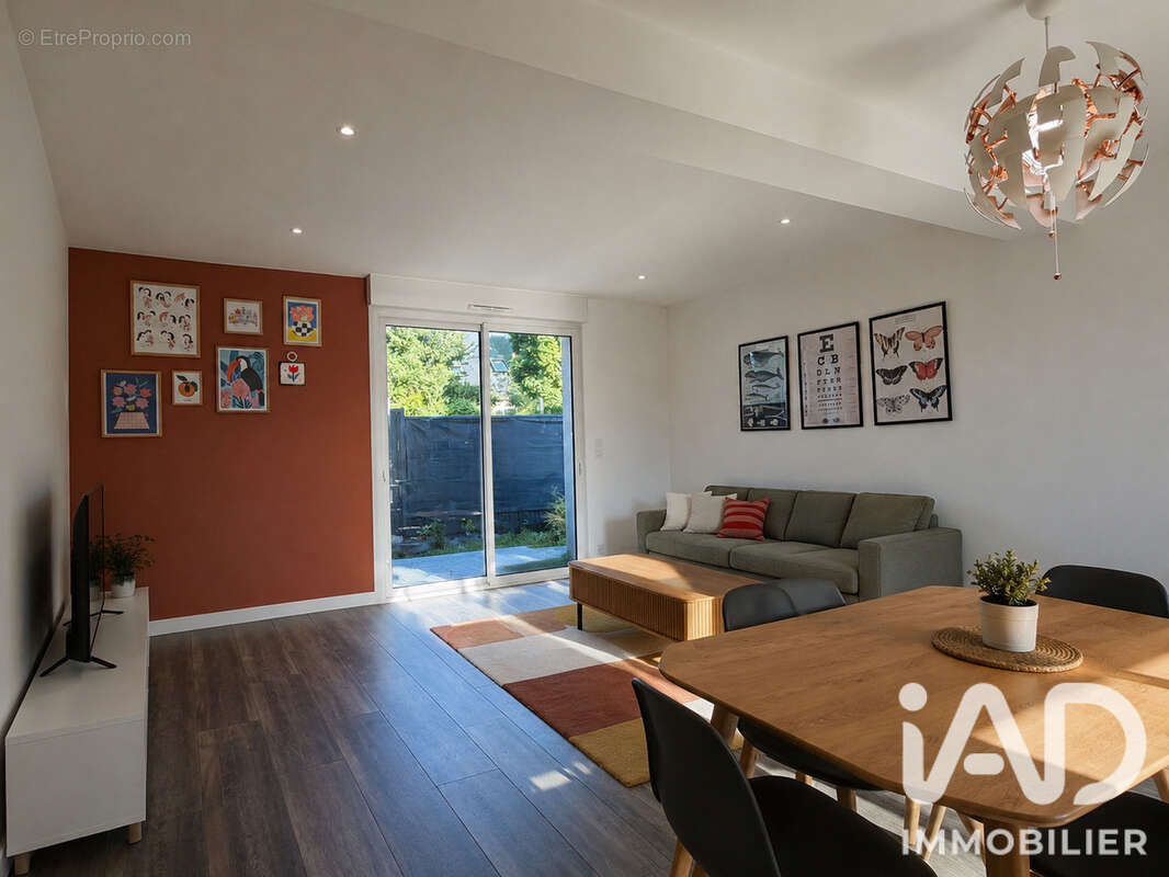 Maison 116 m² à Saint-Germain-Sur-Ille  - photo 2