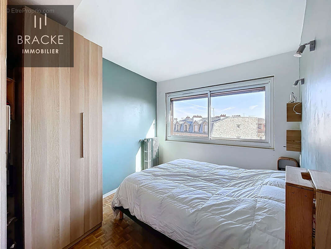 Appartement à LA GARENNE-COLOMBES