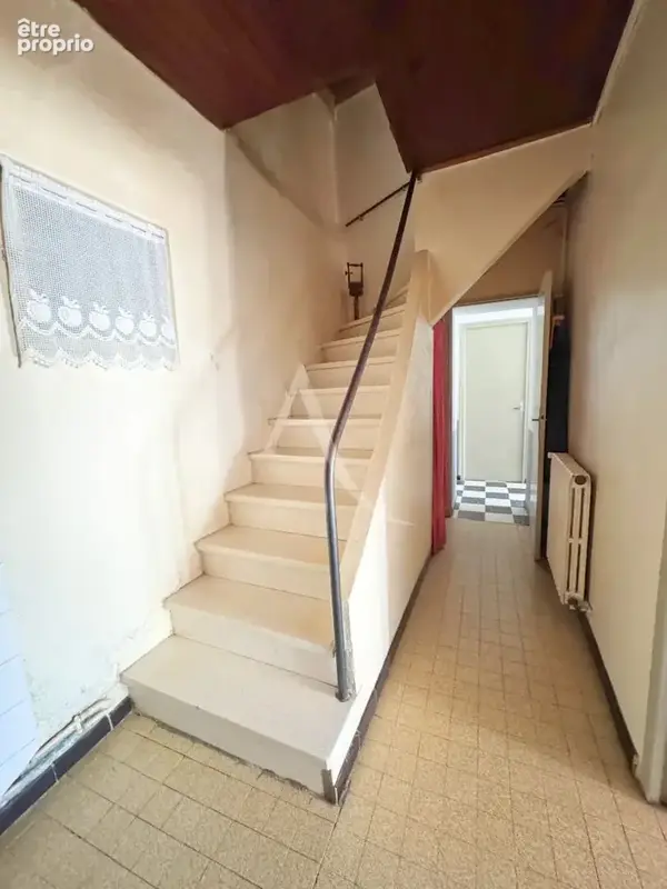SONNAC SUR L'HERS:  Maison familiale  -  5 pièces  Terrain de 1382 + Hangar de 63 m² - photo 8