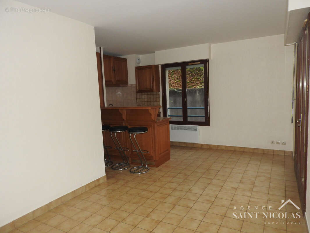 Appartement à MEULAN