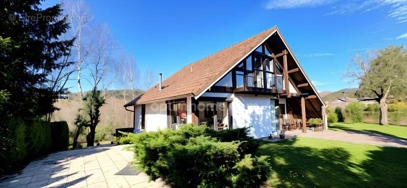 Maison à PLANCHER-BAS