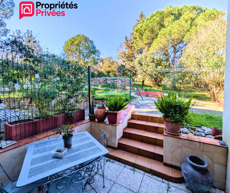 Maison à ROQUEBRUNE-SUR-ARGENS