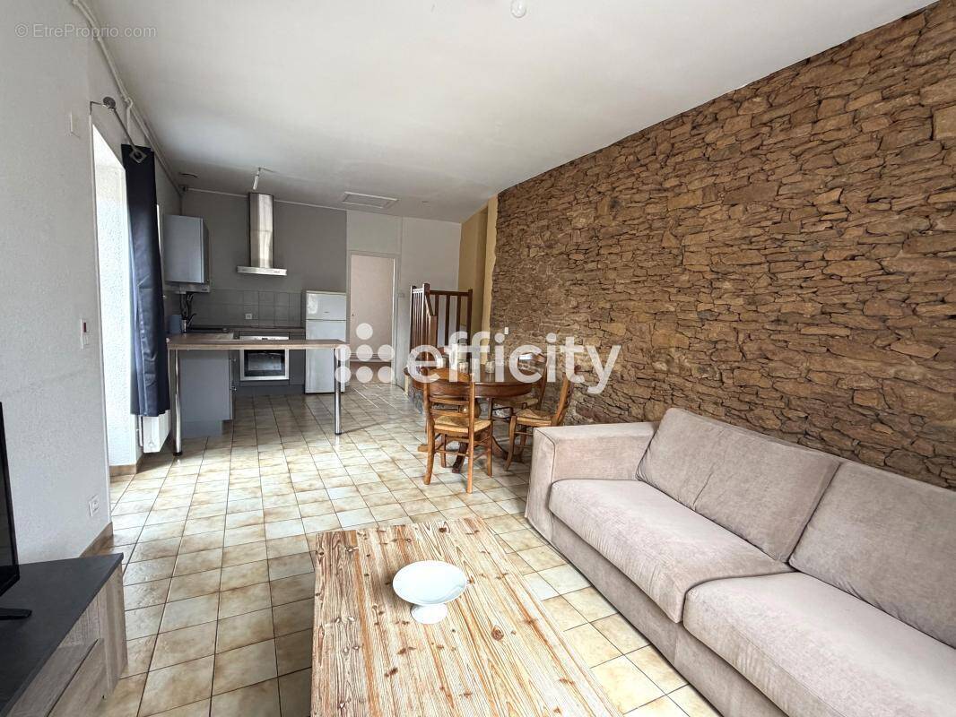 Appartement à COGNY