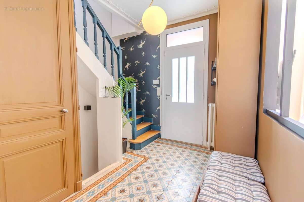 Maison à MONTMORENCY