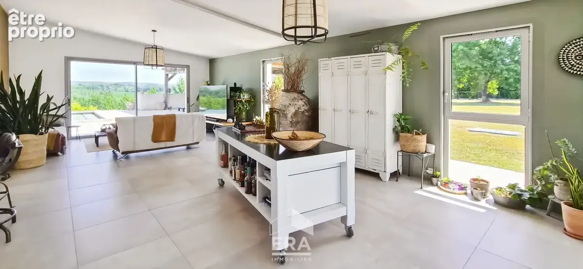 Proche LANGON - ST PARDON DE CONQUES - Belle propriété avec vue , deux maisons, garage, piscine, parcelle de 6000m² - photo 6