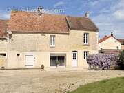 Maison à BASLY