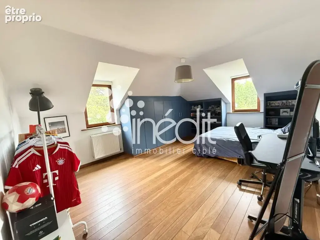 Superbe maison individuelle sur Lambersart avec 5 chambres, bureau, garage - photo 9