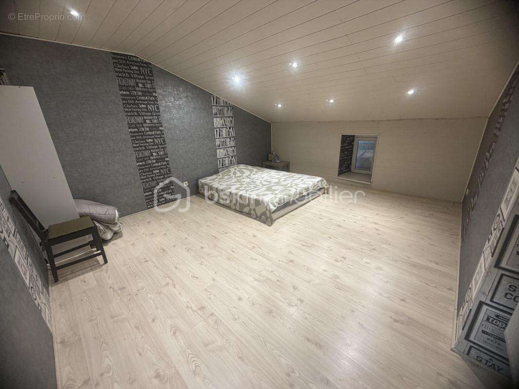 Jolie maison d'habitation dans endroit calme - photo 20