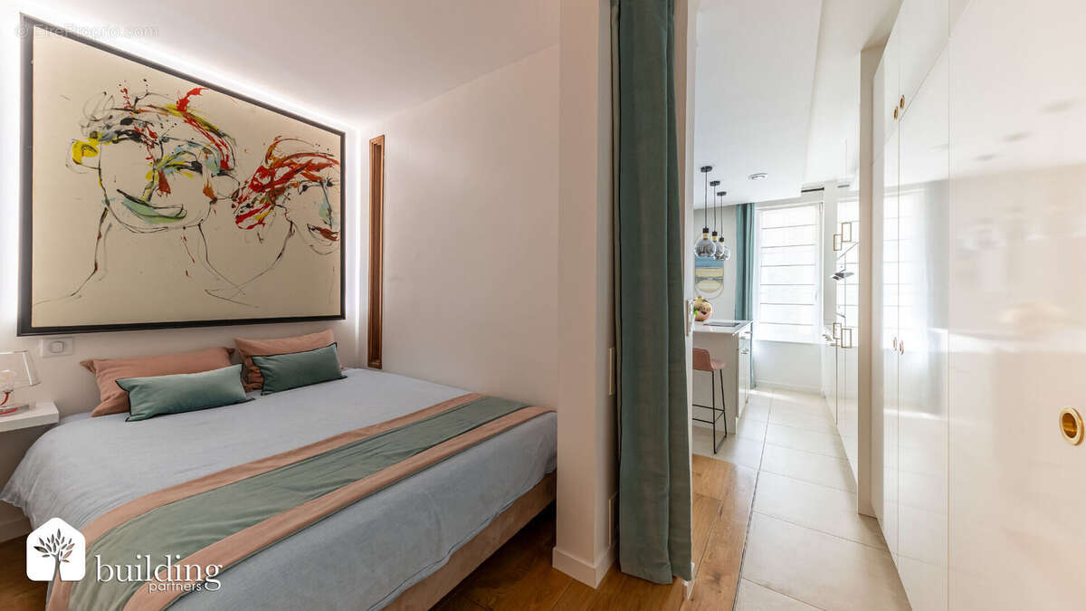 Appartement à PARIS-17E