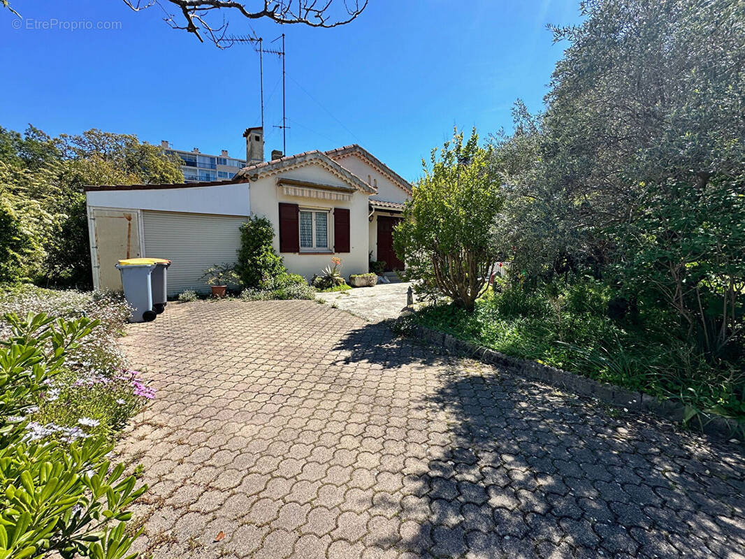 Maison à SAINT-RAPHAEL