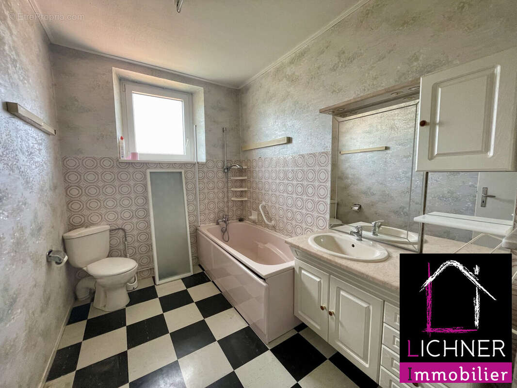 Maison 176 m² à Folkling  - photo 5
