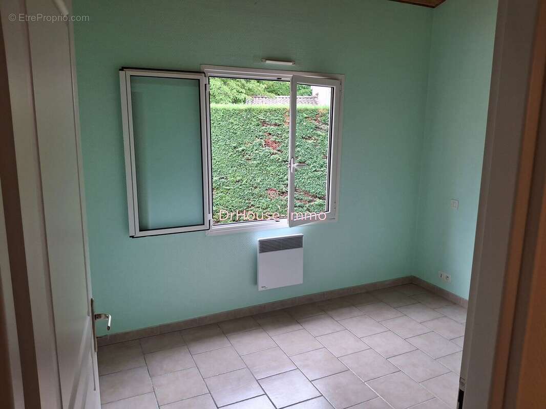 Maison 62 m² à Fiac  - photo 9