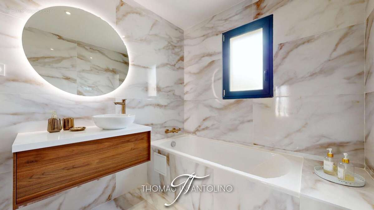 En exclusivite - plain pied - 3 chambres dont une suite parentale - climatisation gainable - garage - vue degagée - photo 14