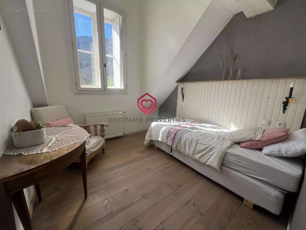 Maison à SAINT-BEAT