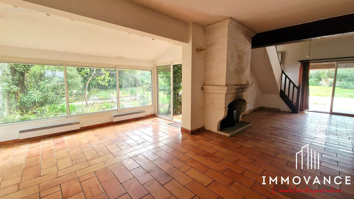 Maison à VAILHAUQUES