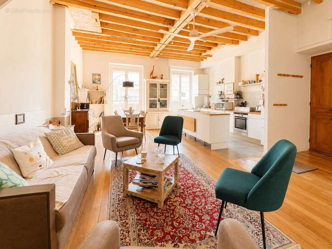 Appartement à LYON-6E