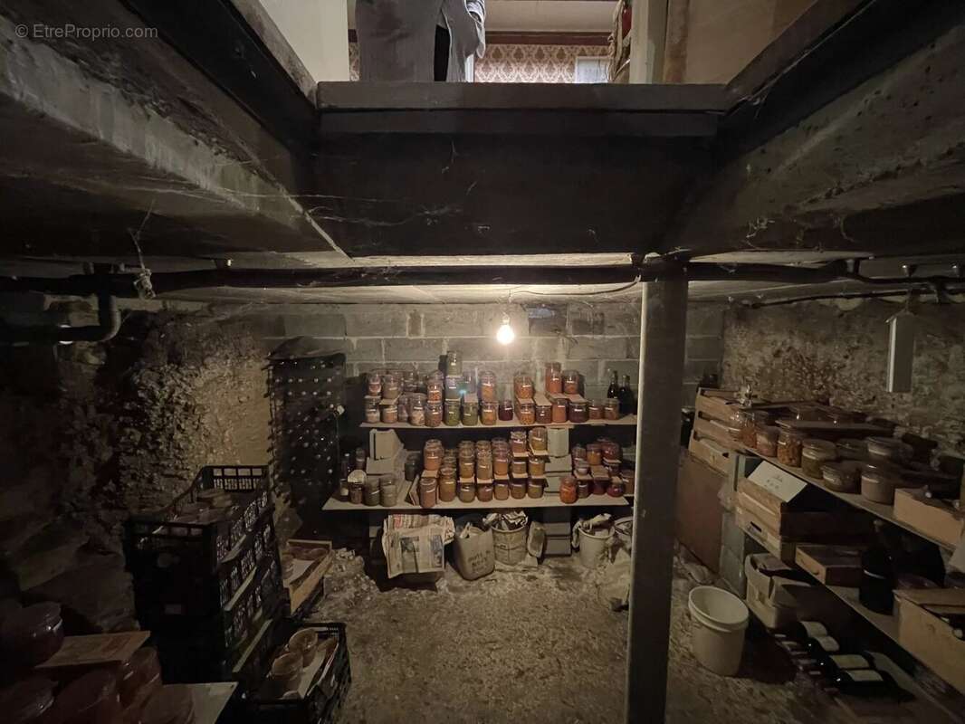 Maison à BARBEZIEUX-SAINT-HILAIRE