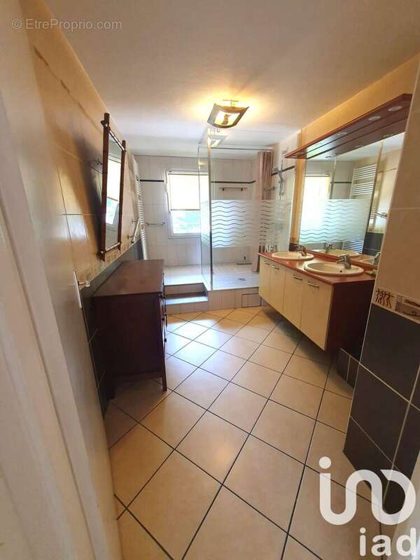 Photo 9 - Appartement à ROMANS-SUR-ISERE