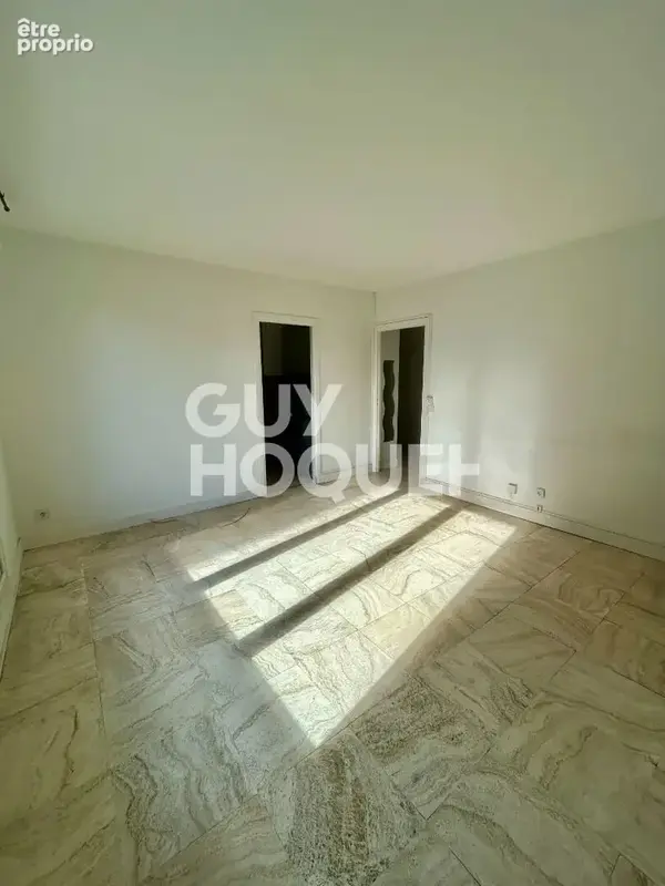 Appartement Neuilly Sur Marne  1 pièce(s) 32 m2 - photo 2