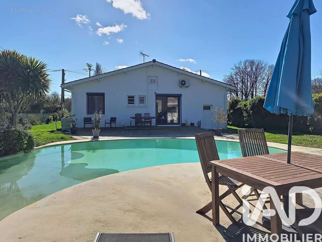 Photo 2 - Maison à CALMONT