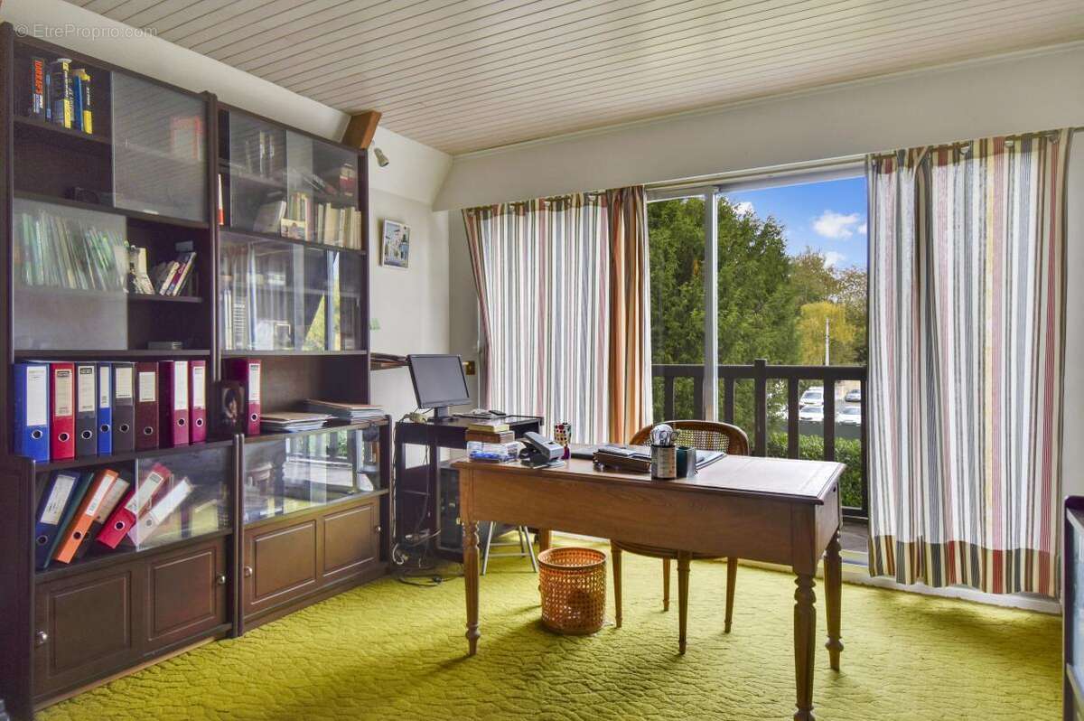 Maison à VAUCRESSON