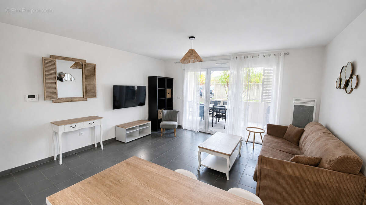Appartement à SUSSARGUES